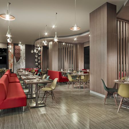 Swiss-Belinn Cawang Yakarta Exterior foto