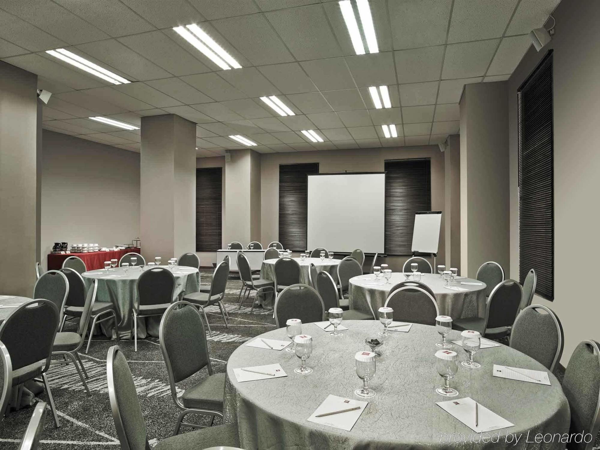 Swiss-Belinn Cawang Yakarta Exterior foto